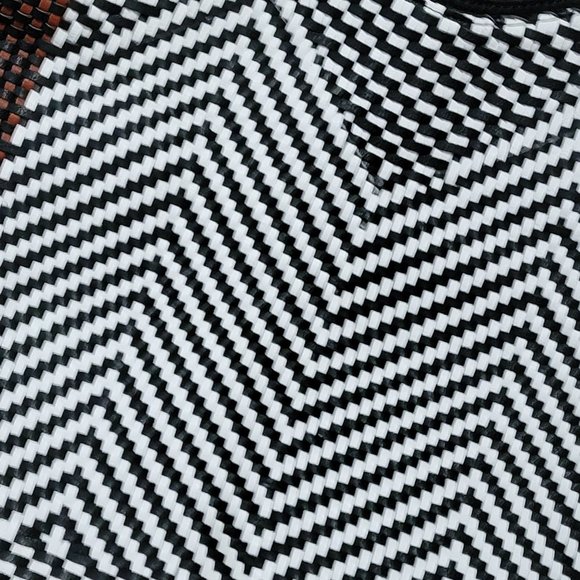 Tribal Chic! NWT Black and White Woven Tote and Makeup Bag Bundle - Picture 8 of 16